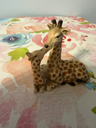Giraffe UCTCI 3.5" Pottery Mother