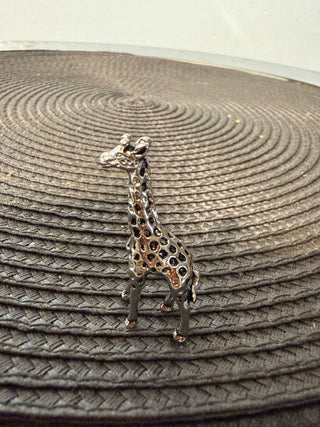 Giraffe 1 3/4" Silver-plate standing
