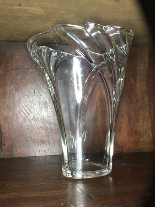 Vtg large Mikasa crystal swirl vase