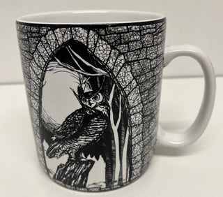 222 Fith Hallow's Eve Halloween Raven Owl Spider Beware Castle Ceramic Mug