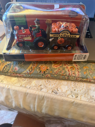 New Lemax Spooky Town 'Pumpkin Haul Countdown' Days to Halloween Calendar #93414
