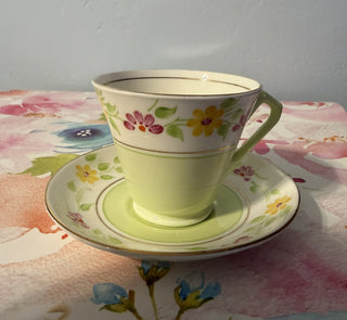 Vintage Teacup/SaucerVictoria Soft Green - posies