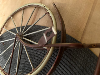 Replica Newsboy Bike Wall - Brown MTS