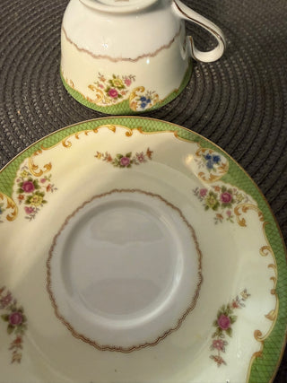 Vintage Tea Cup & Saucer Medina