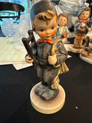 Hummel/ Chimney sweep