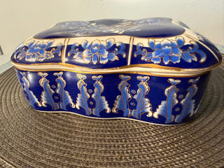 China Blue Gold Porcelain Bird Box