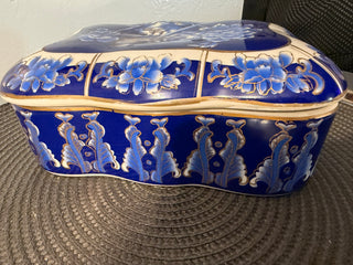China Blue Gold Porcelain Bird Box