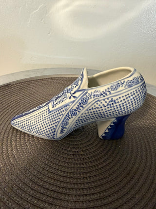 Porcelain Shoe Blue White 4 inch
