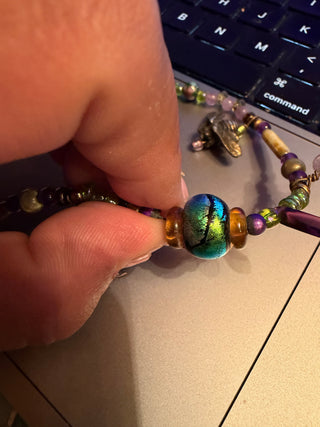 Vintage Queen Honey Bee Necklace lampwork beads  VV
