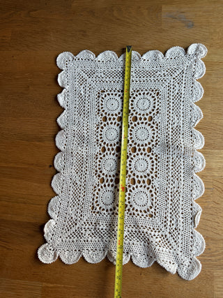 Rectangle Doily (17"x12")