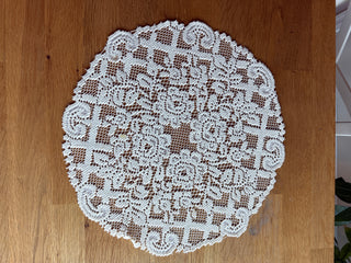 Doily (14") A