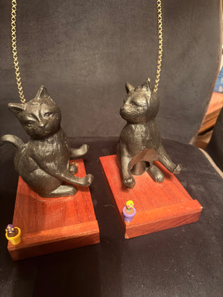 Vintage Cast Iron Bookends Cats