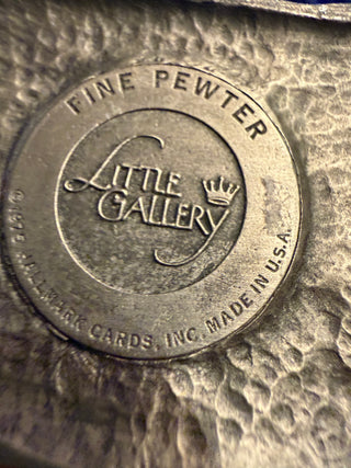 Hallmark Little Gallery Pewter  1975 Dog Figurine No one Else Can fill your shoes VV