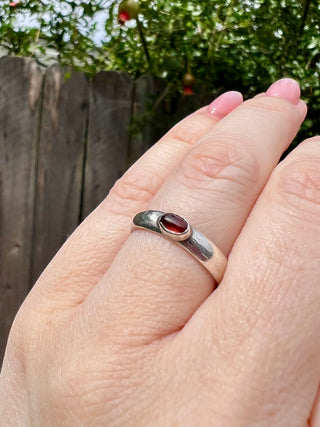 Artisan 925 Garnet? Ring Sz 7