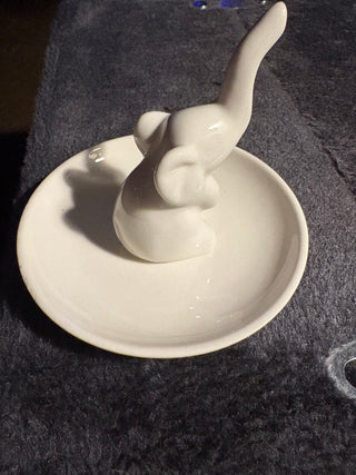 Elephant ring holder, Ceramic