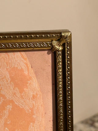 Vintage Gold Frame with Top Ring Hanger, 8x10