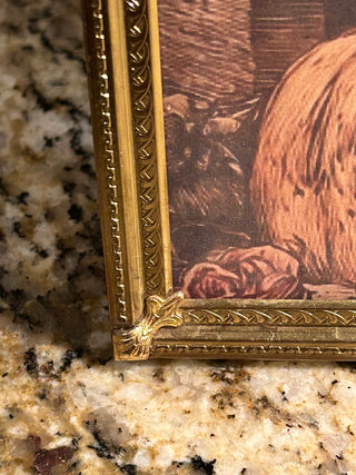 Vintage Gold Frame with Top Ring Hanger, 8x10