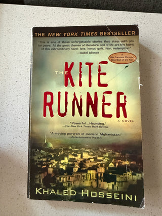 The Kite Runner Paperback M