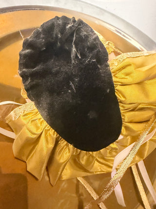 Mask Gold Tear, Shelf Velvet Back