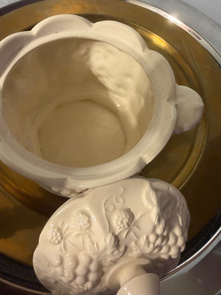 Biscuit Jar/Top White Grape Motif
