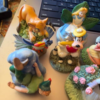 Lenox Disney Magic thimble collection - Set of 16 Figures