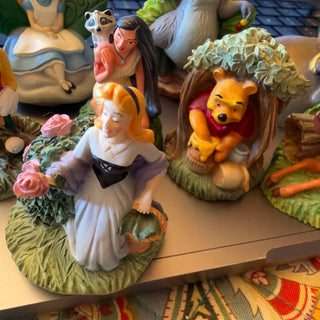 Lenox Disney Magic thimble collection - Set of 16 Figures