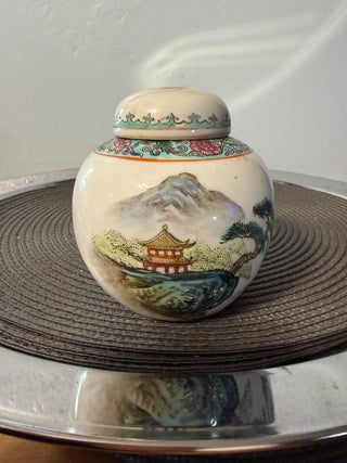 Vintage Tea Loose Leaf Canister. China Mfg