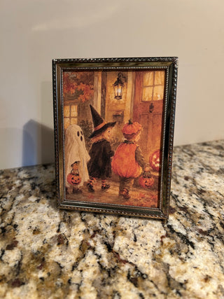 Vintage Gold Frame, 3.5”x4”, Trick or Treaters