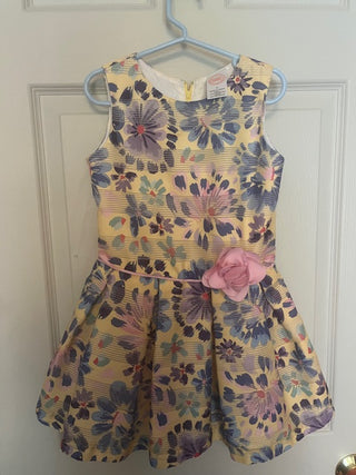 Girls Dress  Size 5 - MTS NIS