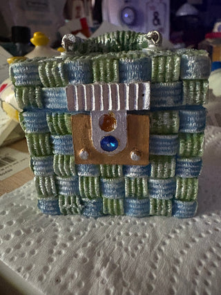 Fake Decorative Box Woven Texture w/Jewel Accents. Handle & Clasp
