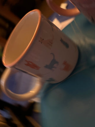 Cat MUG Cream with multi color cats
