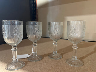 Iris & Herringbone Wine Glasses Set of 4