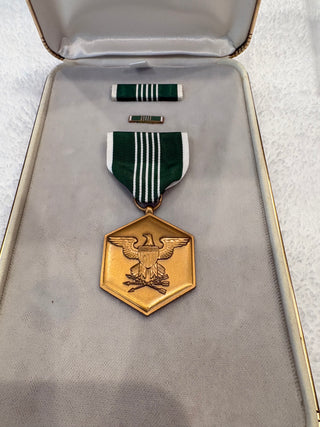 ARMY COMMENDATION MEDAL BOX SET MERIT