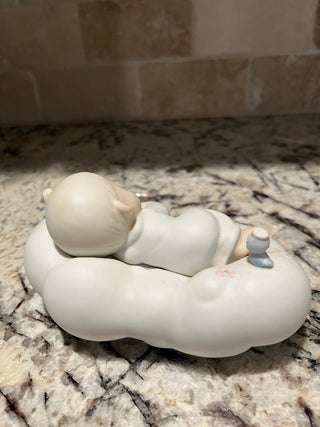 Vintage Precious Moments “Safe in the Arms of Love”