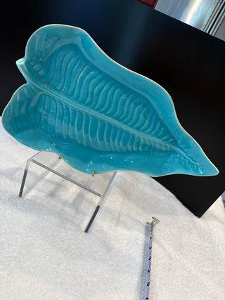 CATALINA TURQUOISE PINK LEAF PLATTER