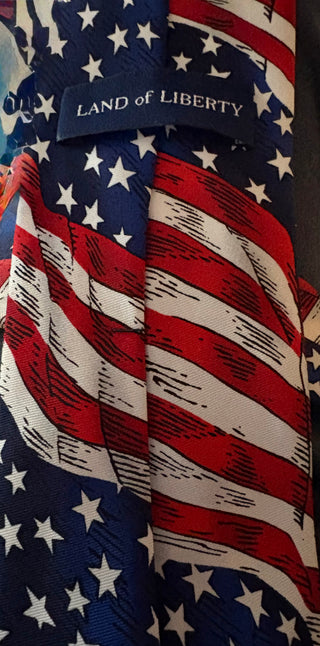 Tie American Red White and Blue As New