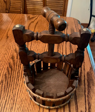 Wine Lovers - Vintage Wooden Wine Press Decor