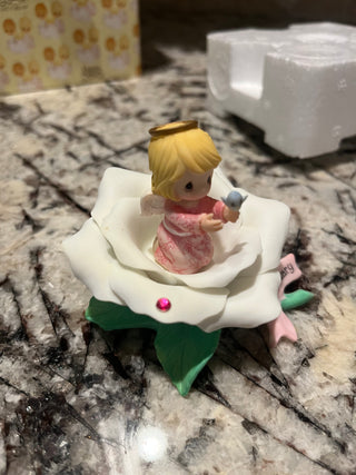 Vintage Precious Moments January Monthly Blossoms Figurine