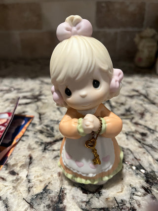 Vintage Precious Moments “Love is the Key” Avon Exclusive