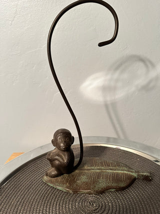 Monkey Banana Hanger Cast Iron MTS