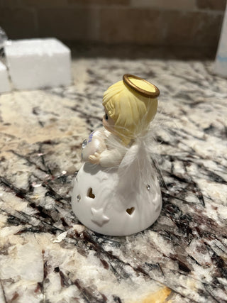Vintage Precious Moments April Angel Avon Exclusive