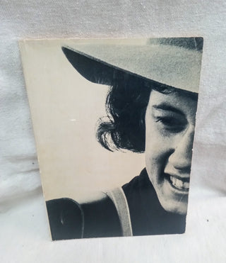 MW This is me Arlo Guthrie