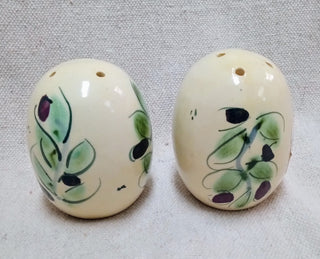 MW Vintage Floral Salt & Pepper Shakers