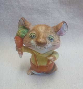 MW Homco Mouse with Carrot