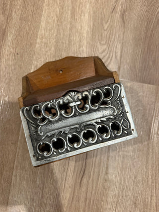 VTG Trinket Box