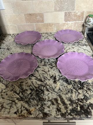 5 Vintage Metlox Potteries “Lotus” Lavendar Plates