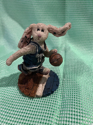 Boyds Bears Buzz The Flash Figurine RSV