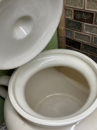 NS~ McCoy Bean pot