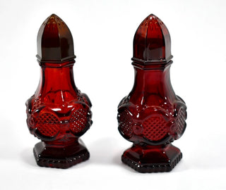 Vtg. Pair of Avon salt&pepper shakers, ruby ref