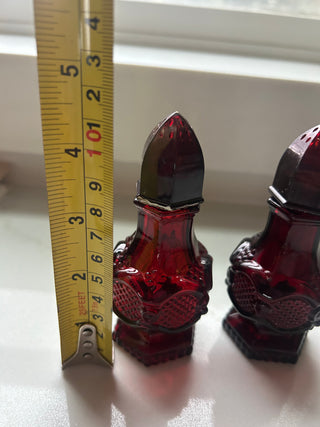 Vtg. Pair of Avon salt&pepper shakers, ruby ref